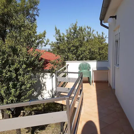 Zagi Apartment Seline