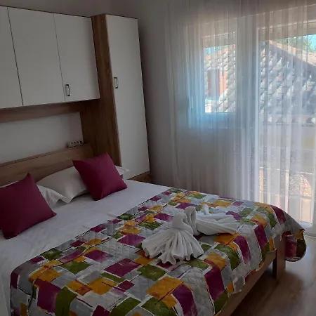 Zagi Apartment *