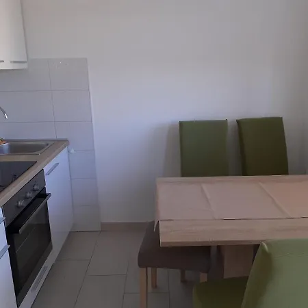 Zagi Apartment